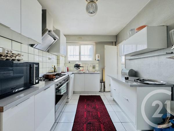 Appartement 3/4 P à vendre  4 pièces - 90,43 m 2   STRASBOURG  - 67