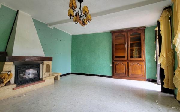 Maison à vendre    3 pièces •  Antonaves