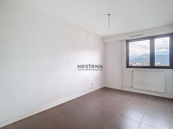 Appartement Grenoble 5 pièce(s) avec 4 CHAMBRES dernier étage IDEAL FAMILLE grande terrasse