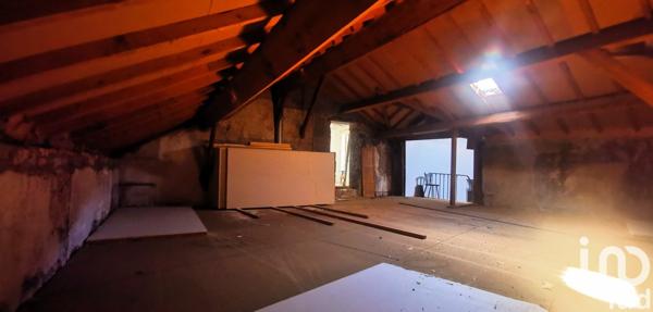 Appartement 3 pièces de 79 m² à Plombières-les-Bains (88370)