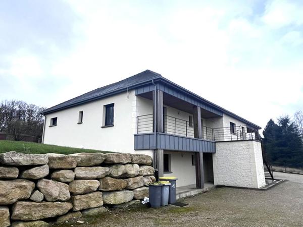 Maison d'architecte 200 M2 5 chambres sur 5220 M2 et atelier 150 M2