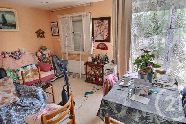 Maison à vendre  3 pièces - 53,10 m 2   ESTERNAY  - 51
