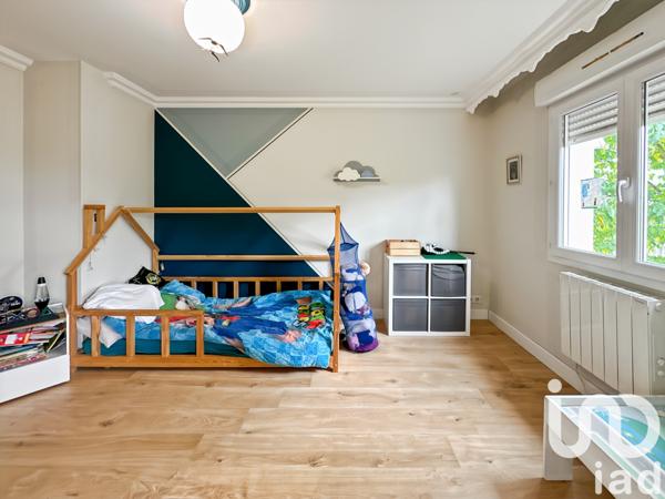 Maison à vendre 7 pièces 180 m² Saint-Denis-lès-Sens