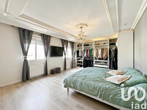 Maison à vendre 7 pièces 180 m² Saint-Denis-lès-Sens