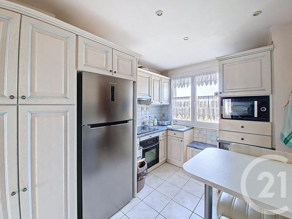 Appartement F5 à vendre  5 pièces - 90,66 m2 FEYZIN - 69