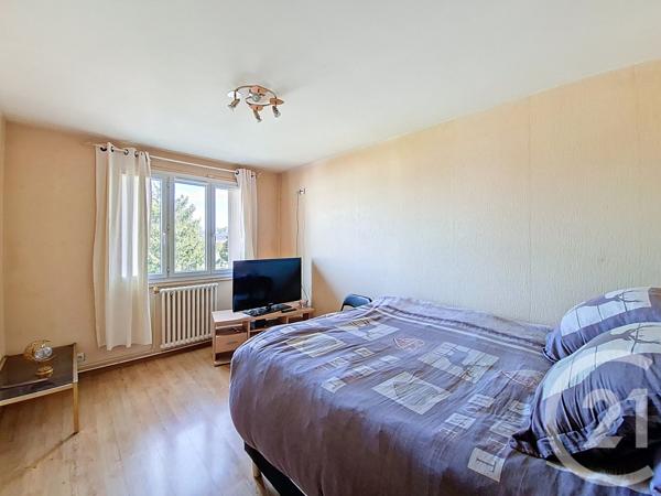 Appartement F5 à vendre  5 pièces - 90,66 m2 FEYZIN - 69