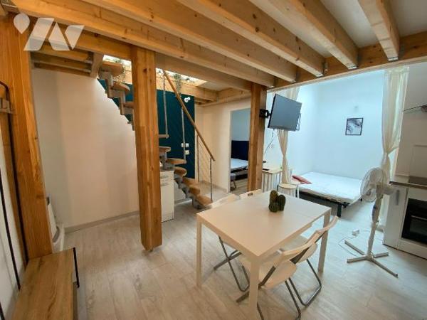 Appartement à Vendre à Bordeaux (33000) en Gironde (33) Quartier Saint Genès / Cours de l'Argon...