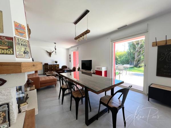 Dpt Var (83), à vendre HYERES Villa sans vis à vis- 1000m² de terrain - 3 chambres - piscine - jardin - GARAGE.