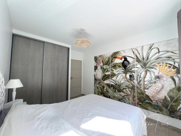 Dpt Var (83), à vendre HYERES Villa sans vis à vis- 1000m² de terrain - 3 chambres - piscine - jardin - GARAGE.