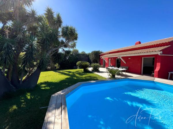 Dpt Var (83), à vendre HYERES Villa sans vis à vis- 1000m² de terrain - 3 chambres - piscine - jardin - GARAGE.