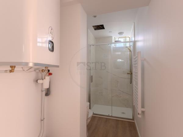 Appartement T2 rénové en rez-de-chaussée à Vals-les-Bains