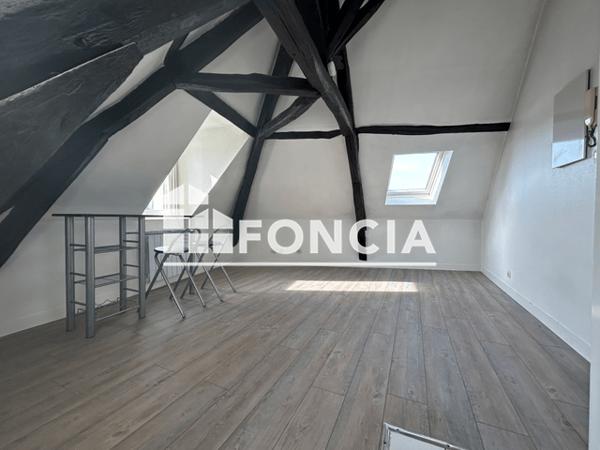 Location Studio 15.61 m² - 3 TER RUE VICTOR HUGO Poitiers 86000