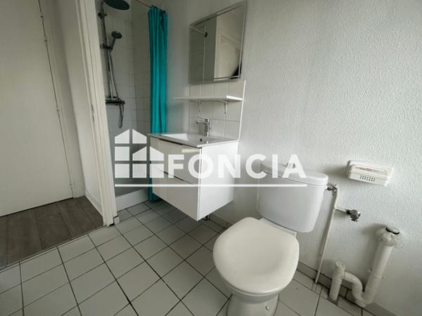 Location Studio 15.61 m² - 3 TER RUE VICTOR HUGO Poitiers 86000