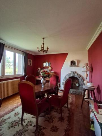 Maison 5 chambres 148 m² / Garage / Fort potentiel  / 144 000