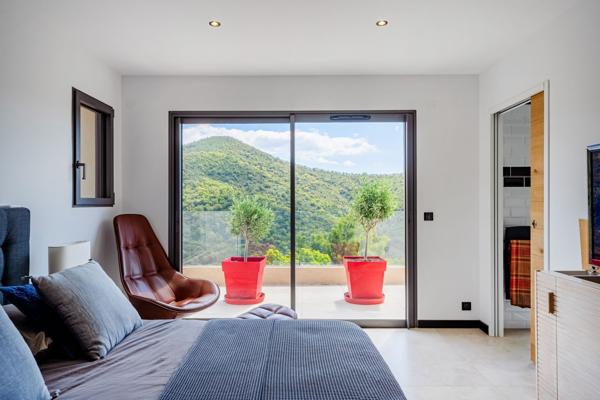 Vente Maison de luxe La Londe-les-Maures 6 Pièces 183 m²