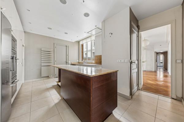 Vente Appartement de luxe Paris 4 5 Pièces 165 m²