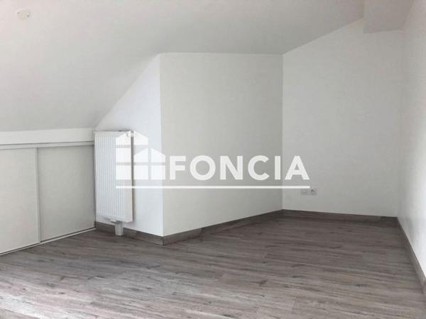 Location Appartement 3 pièces 56.3 m² - 33 RUE DANIELE CASANOVA Chartres 28000