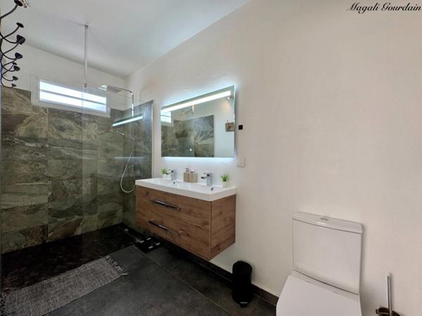 EN EXCLUSIVITÉ – VILLA RENOVEE AVEC PISCINE - SAINT FRANCOIS