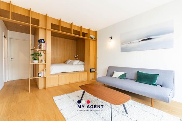 Studio d’exception rénové avec balcon – Passy – Paris 16ème (75)