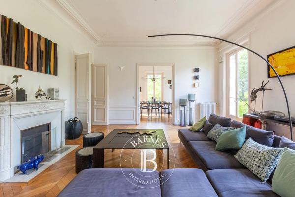 Saint-Germain-en-Laye, Appartement 2 Chambres -  93 m² à vendre