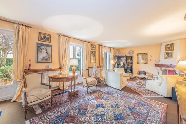 EXCLUSIVITÉ - Maison familiale avec jardin arboré + double garage