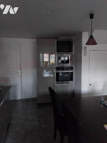 
Nouveau mandat, charmante maison de village située sur la commune de Chémery-Chéhéry comprena...