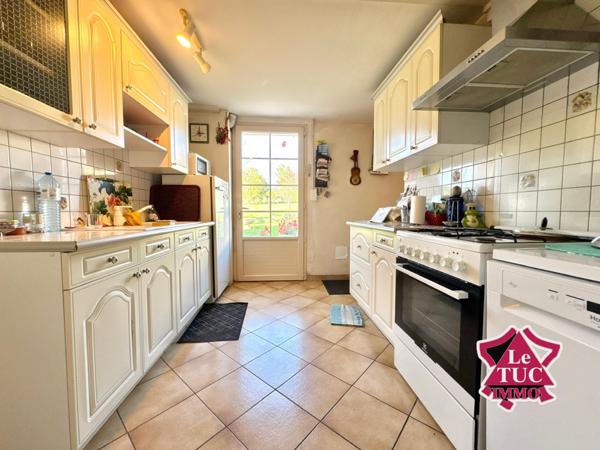 Maison 4 chambres, double garage et terrain 5750 m² Dausse (47140)