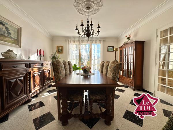 Maison 4 chambres, double garage et terrain 5750 m² Dausse (47140)