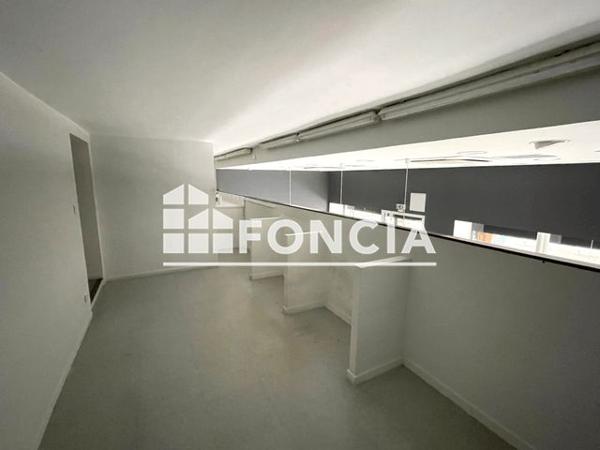 Location Local commercial 7 pièces 138 m² - 49, RUE JEAN JAURES Roanne 42300