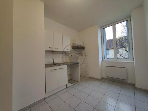 Location Appartement 3 pièces 67 m2 à Baume-les-Dames
