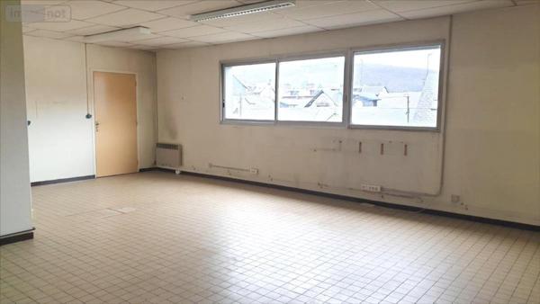 Local commercial à vendre à Le Houlme en Seine-Maritime (76770), ref : 76028-AD2023COR