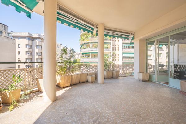 Vente Appartement de luxe Marseille 8 5 Pièces 204 m²