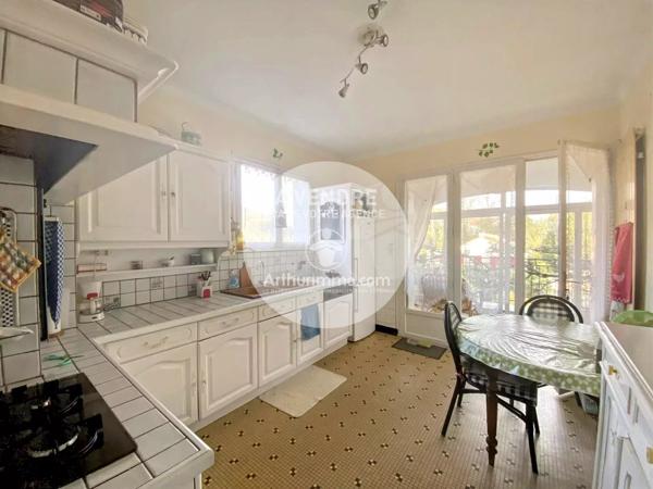 Vente                                                      Maison
                        
                     8 pièces                      180 m2                     à Saint-Brevin-les-Pins