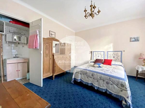 Vente                                                      Maison
                        
                     8 pièces                      180 m2                     à Saint-Brevin-les-Pins