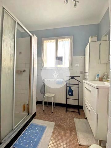 Vente                                                      Maison
                        
                     8 pièces                      180 m2                     à Saint-Brevin-les-Pins