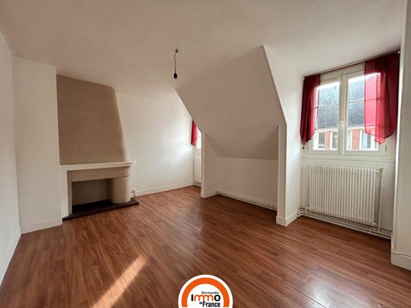 APPARTEMENT 2 PIÈCES CENTRE-VILLE