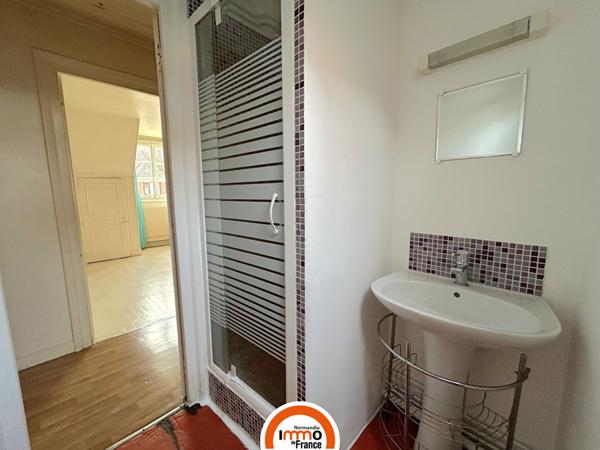 APPARTEMENT 2 PIÈCES CENTRE-VILLE