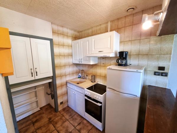 Appartement 2 pièces 49 m2, à SAINT GENIES (Dordogne)