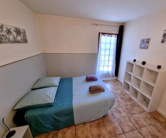 Appartement 2 pièces 49 m2, à SAINT GENIES (Dordogne)
