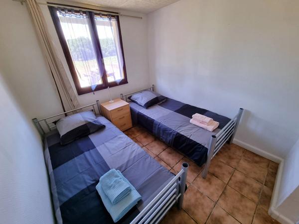 Appartement 2 pièces 49 m2, à SAINT GENIES (Dordogne)