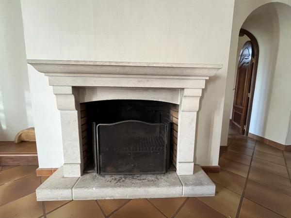 Maison à vendre |  Sauzé-Vaussais |  6 pièces | 205 m²