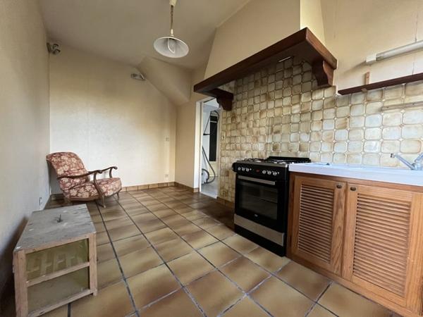 Maison à vendre |  Sauzé-Vaussais |  6 pièces | 205 m²