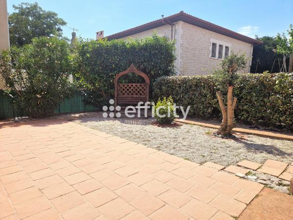 Maison
         4 pièces
        - 90 m² Exclusivité 336 000 € *