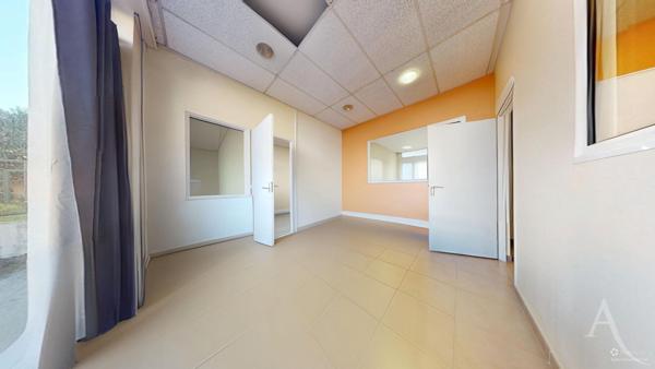 Local commercial Grenoble 6 pièce(s) 69,52 m2