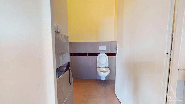 Local commercial Grenoble 6 pièce(s) 69,52 m2