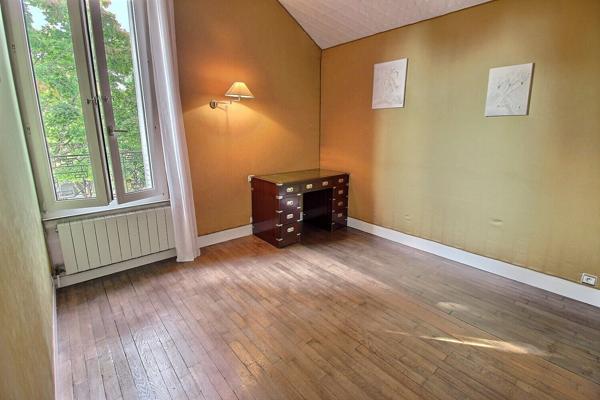 Maison de ville Choisy Le Roi 5 pièces d'environ 149.69 au sol