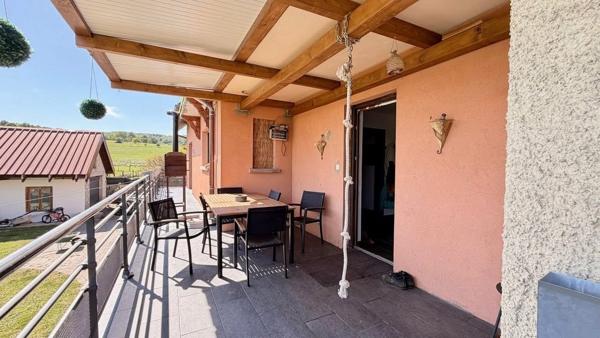 Maison individuelle 220 m²  sur  28 ARES  de terrain  Au fond d'une impasse