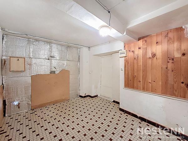 A Vendre Maison en pierre rénovée de 180 m² avec garage et jardin au centre de Valence-sur-Baïse