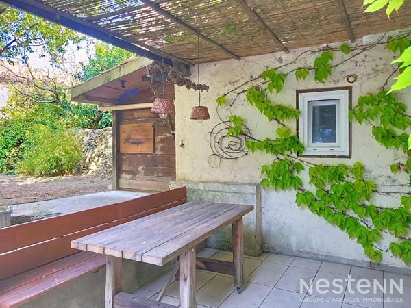 A Vendre Maison en pierre rénovée de 180 m² avec garage et jardin au centre de Valence-sur-Baïse