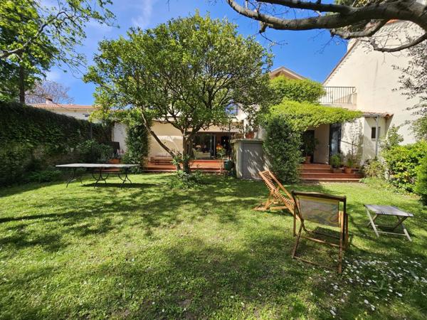 Vente Maison de luxe Perpignan 6 Pièces 255 m²